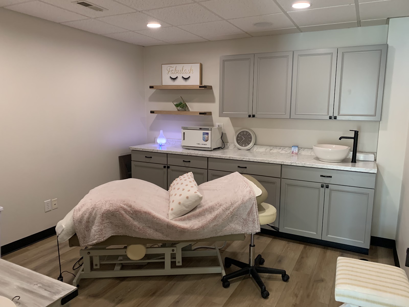 Soteria Salon and Spa nail photo 2